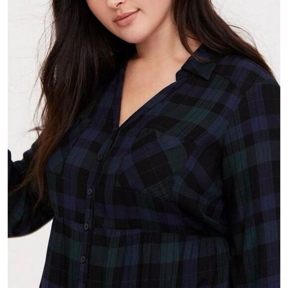Torrid Emma Dark Green & Navy Plaid Twill Babydoll Tunic size 2 - Picture 3 of 10